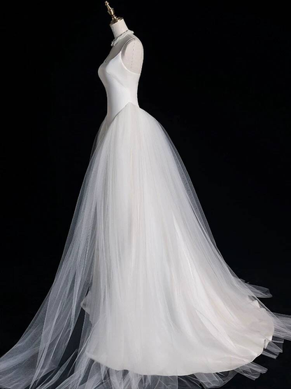Princess Ball Gown Square Neck White Satin Wedding Dress Fairytale Autumn Wedding Gown AU318