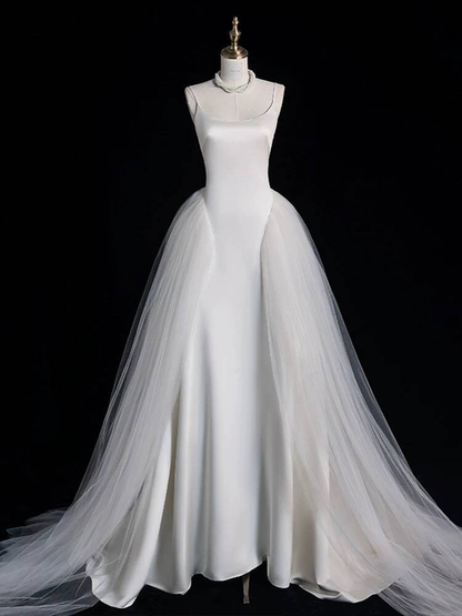 Princess Ball Gown Square Neck White Satin Wedding Dress Fairytale Autumn Wedding Gown AU318