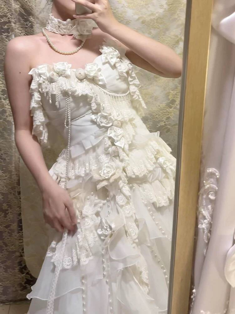 Vintage Ball Gown Strapless Sleeveless Chiffon White Layers Wedding Dress Fairytale Wedding Gown AU325