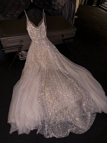 Sparkly Ball Gown Spaghetti Straps Sleeveless Sequins White Wedding Dress Fairytale Wedding Gown AU331