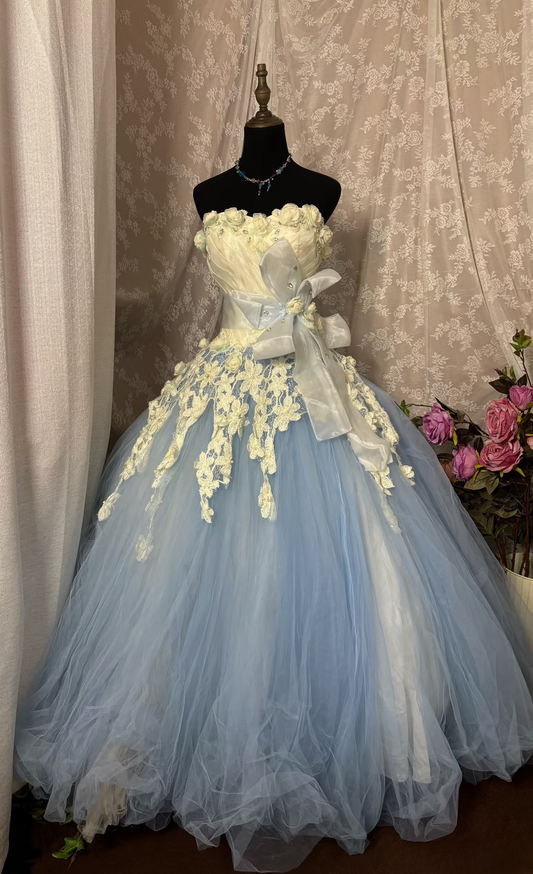 Unique Ball Gown Strapless Blue Tulle With Appliqued Lace Long Quinceanera Dresses Sweet 15 16 Birthday Gown AU331