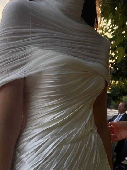Modest Sheath Spaghetti Straps Sleeveless White Wedding Dress Brides Dresses Fairytale Wedding Gown AU343
