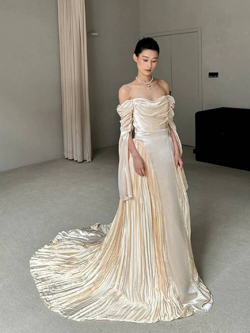 Vintage A Line Off The Shoulder Satin Floor Length Prom Dresses Party Dress 21st Birthday Outfits Graduation Dress AU340