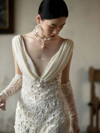 Robe de mariée fourreau modeste en dentelle blanche, col en V, sans manches, style conte de fées, AU349