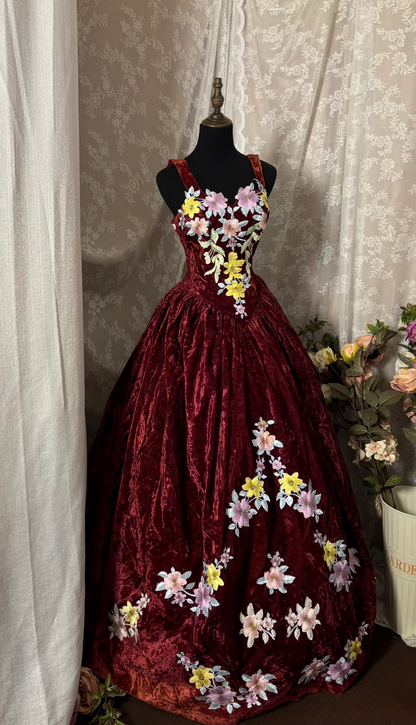 Robe de bal princesse à bretelles en velours bordeaux avec applications de dentelle, longue et élégante, idéale pour une quinceañera, un anniversaire de 15 ou 16 ans (AU355)