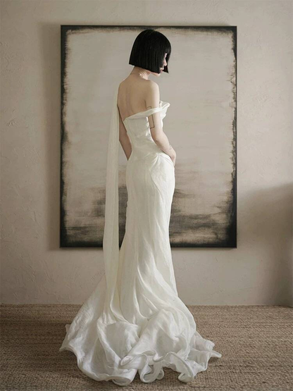 Vintage Mermaid V Neckline White Wedding Gown Long Fairytale Autumn Wedding Dresses AU357
