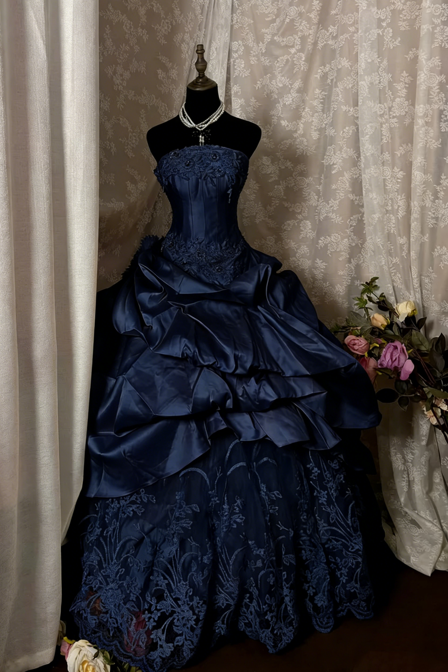 Robe de bal élégante vintage sans bretelles ni manches en dentelle ivoire multicouches années 60, robe de mariée longue, robe de mariée chic AU358