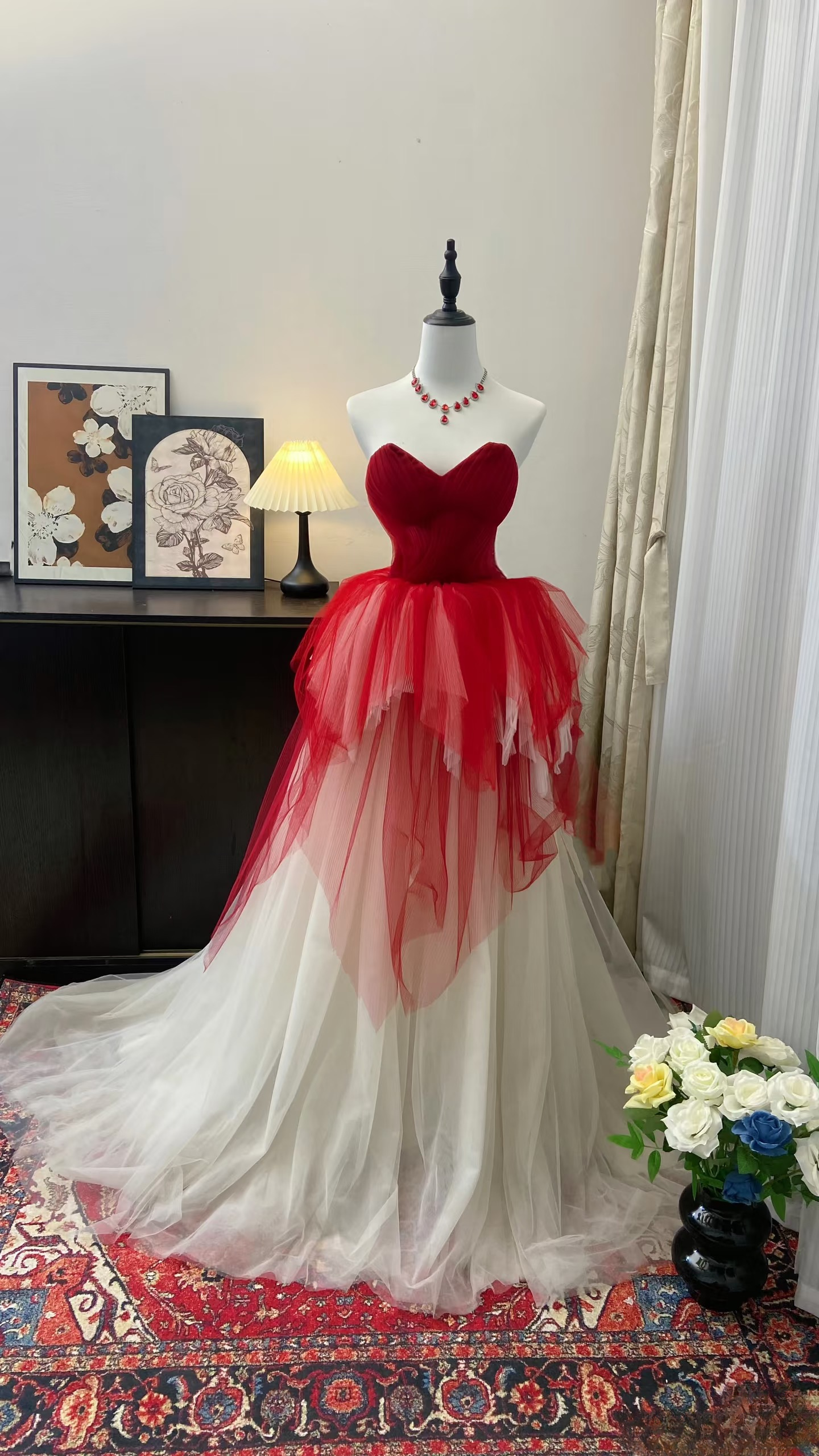 Vintage-Abendkleid, Ballkleid mit Herzausschnitt, rot-weißer Tüll, lang, 90er-Jahre-Stil, formelles Abendkleid AU366