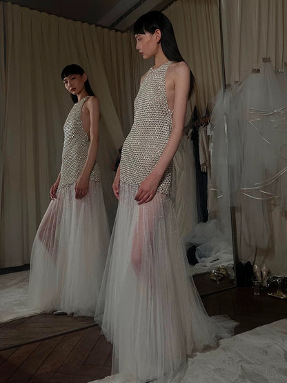 Robe de mariée longue d'été, style sirène, en tulle ornée de perles et de pierres précieuses. Robe de mariée élégante AU378
