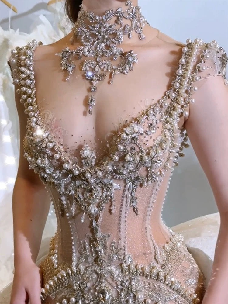 Robe de mariée longue d'été, sirène sexy, col en V, tulle champagne ornée de perles et de pierres précieuses - AU385