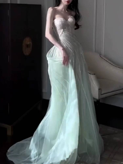 Wunderschönes Etuikleid mit trägerlosem Mintgrün und Pailletten, Ballkleider, Partykleid zum 17. Geburtstag, Outfits, Abschlusskleid AU387