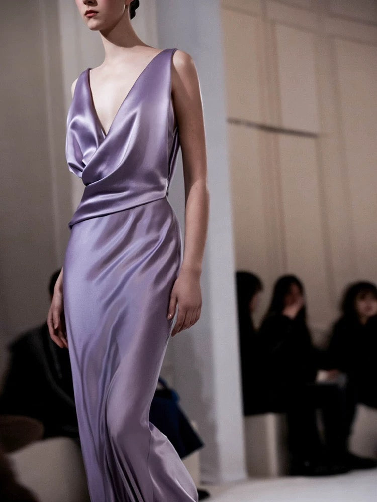 Robe de bal longue plissée en satin raisin clair, col en V, coupe fourreau, modèle AU393