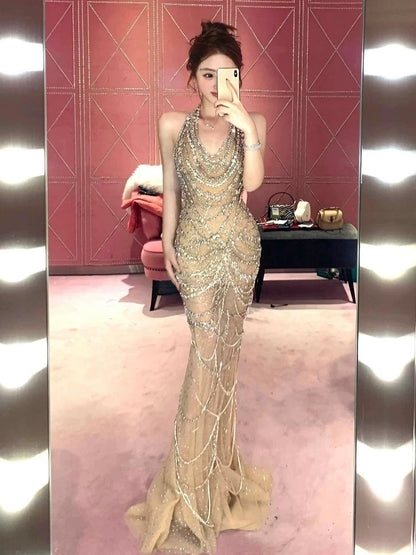 Robe de bal longue sirène vintage dos nu en tulle champagne et perles argentées, idéale pour les soirées formelles et les adolescentes (AU377)