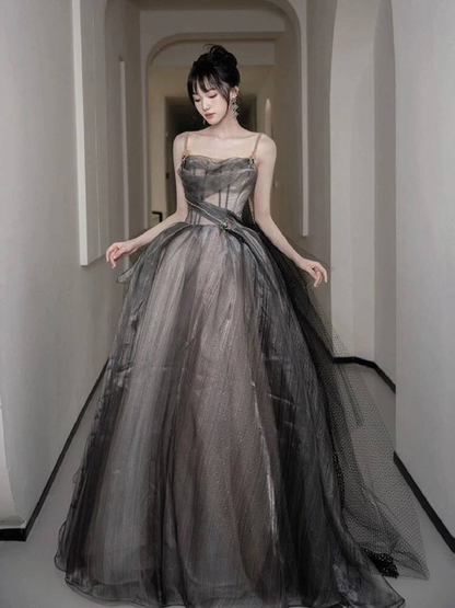 Süßes Ballkleid Spaghettiträger Schwarz Tüll Langes Quinceanera Kleid Quinceanera Kleider Sweet 15 16 Kleid AU401