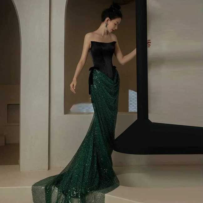 Glitzerndes, trägerloses, dunkelgrünes Pailletten-Abschlussballkleid, Partykleid zum 17. Geburtstag, Outfits, Abschlusskleid AU404