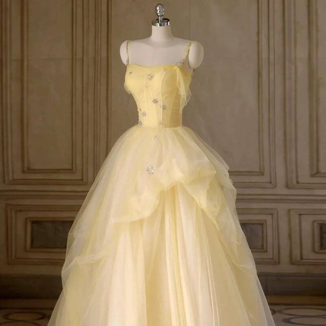 Zeitloses Ballkleid mit Spaghettiträgern, gelbem Tüll, langes Party-Abschlussballkleid, formelles Abschlussballkleid, AU414