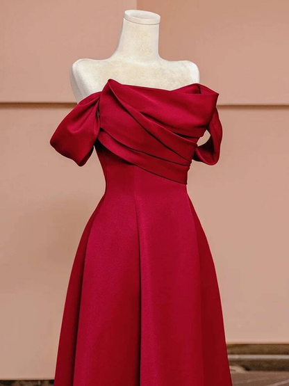 Robe de bal simple en satin rouge à épaules dénudées, coupe trapèze, tenue de soirée pour 18e anniversaire, robe de remise de diplôme, AU436
