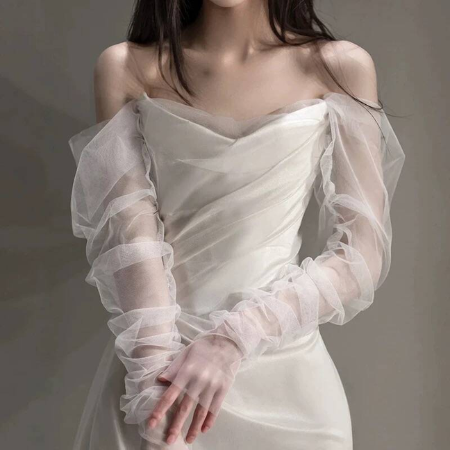 Vintage Mermaid Off The Shoulder Tulle White Wedding Gown Long Fairytale Brides Gown Wedding Dresses AU457