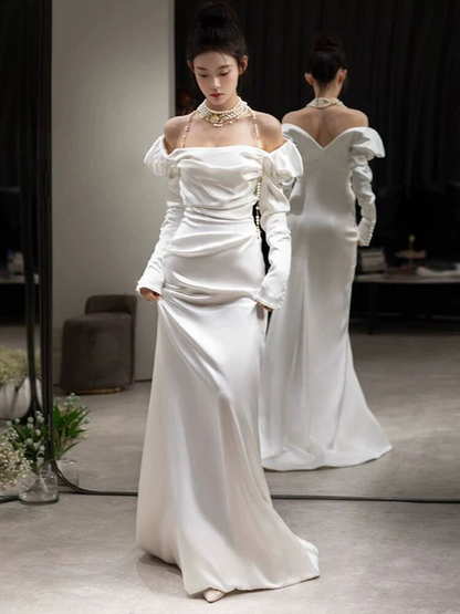 Robe de mariée sirène modeste en satin blanc à épaules dénudées, style conte de fées, AU460