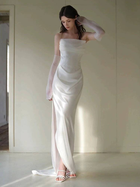 Romantic Sheath Strapless Satin White Wedding Gown Fairytale Bride Gown Wedding Dresses AU462