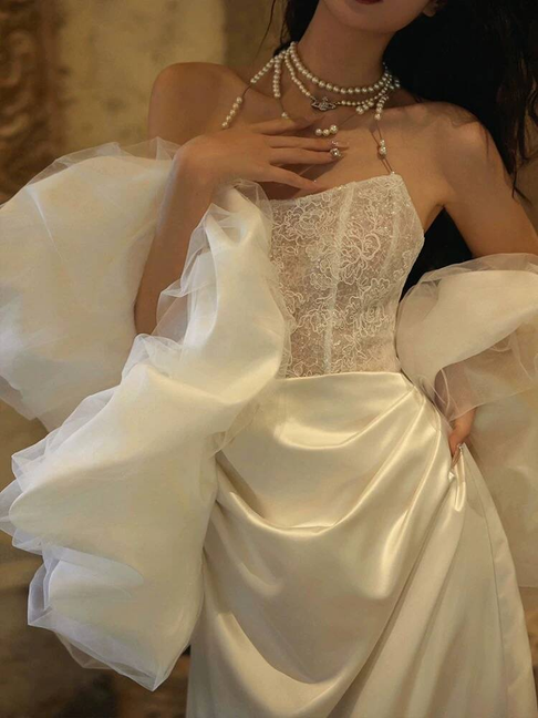 Elegant Sheath Strapless Satin White Lace Wedding Gown Fairytale Bride Gown Wedding Dresses AU464