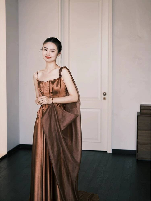 Robe de bal longue marron vintage à bretelles spaghetti, coupe trapèze, tenue de soirée pour 16e anniversaire, robe de remise de diplôme, AU490