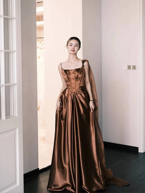 Vintage A line Spaghetti Straps Brown Long Prom Dresses Party Dress 16th Birthday Outfits Senior Graduation Dress AU490