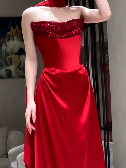Robe de bal longue en satin rouge, élégante, style sirène, décolleté en cœur, robe de remise de diplôme avec écharpe, AU492