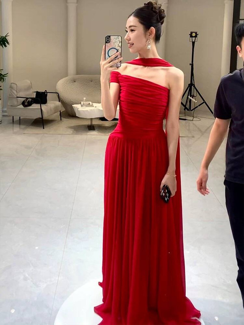Vintage A line One Shoulder Red Chiffon Long Prom Dresses Party Dress 16th Birthday Outfits Senior Graduation Dress AU507