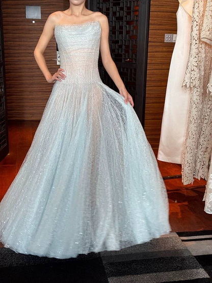 Robe de bal longue en tulle bleu ciel clair, style vintage, coupe trapèze, sans bretelles, tenue de soirée pour 16e anniversaire, robe de remise de diplôme, AU515