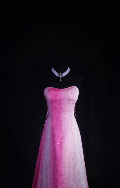 Robe de bal rétro trapèze sans bretelles en tulle rose ombré blanc longueur au sol inspiration robes de bal longues AU522