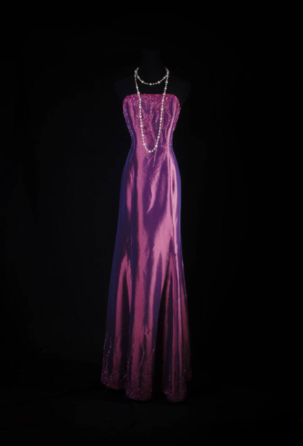 Robe de bal vintage style années 90, style sirène, violette, sans bretelles, perles, longue robe de soirée en satin, inspiration pour les seniors, robes de remise de diplôme, AU554