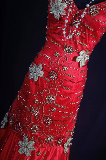 Robe de bal longue style sirène rétro, col en V, perles argentées, en satin rouge, tenue de soirée princesse, tenue de remise de diplôme pour femmes, AU571
