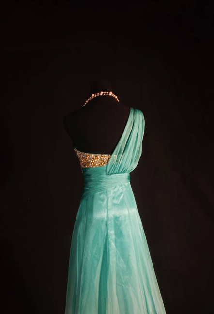 Retro A Line One Shoulder Chiffon Gold Beads Long Prom Dresses Party Dress Graduation Outfits For Women AU593