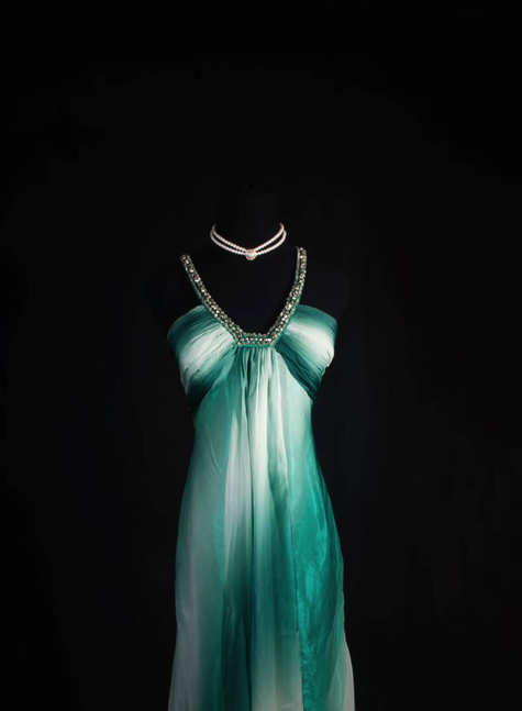 Retro A Line Halter Ombre Green Chiffon Beads Long Prom Dresses Party Dress Graduation Outfits For Women AU594