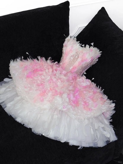 Luxury Ball Gown Strapless Pink Feathers Short 18th Birthday Dress Homecoming Dresses Cocktail Gown AU606