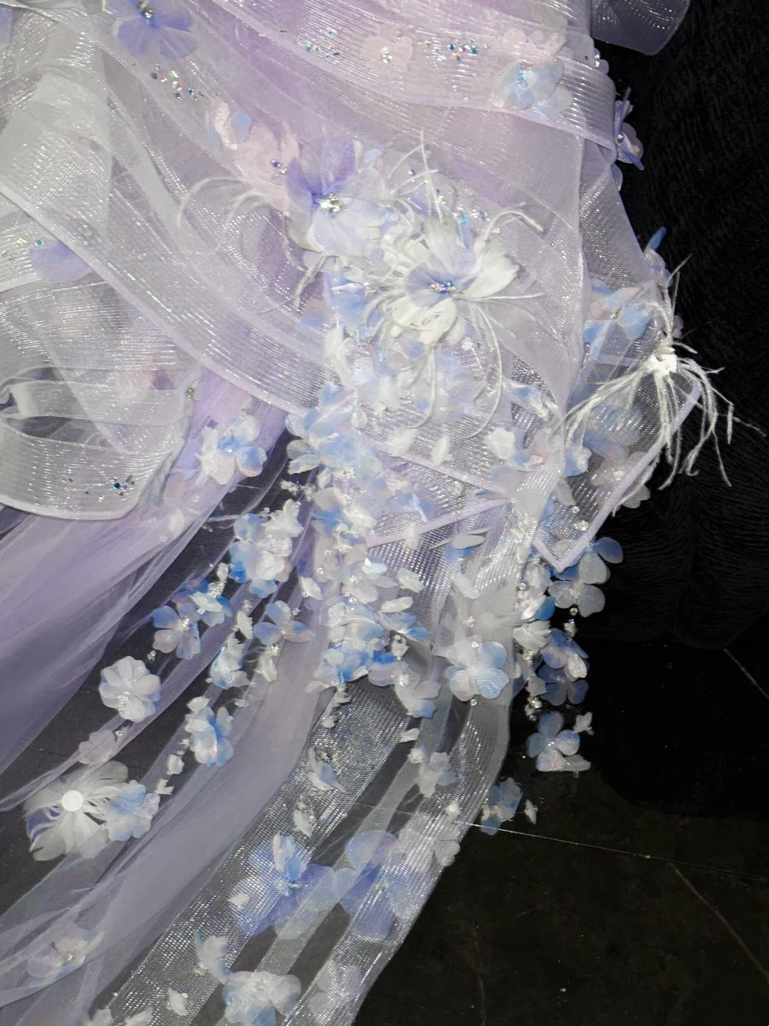 Robe de bal modeste, bustier, en tulle lilas fleuri, robe de soirée longue, modèle AU612