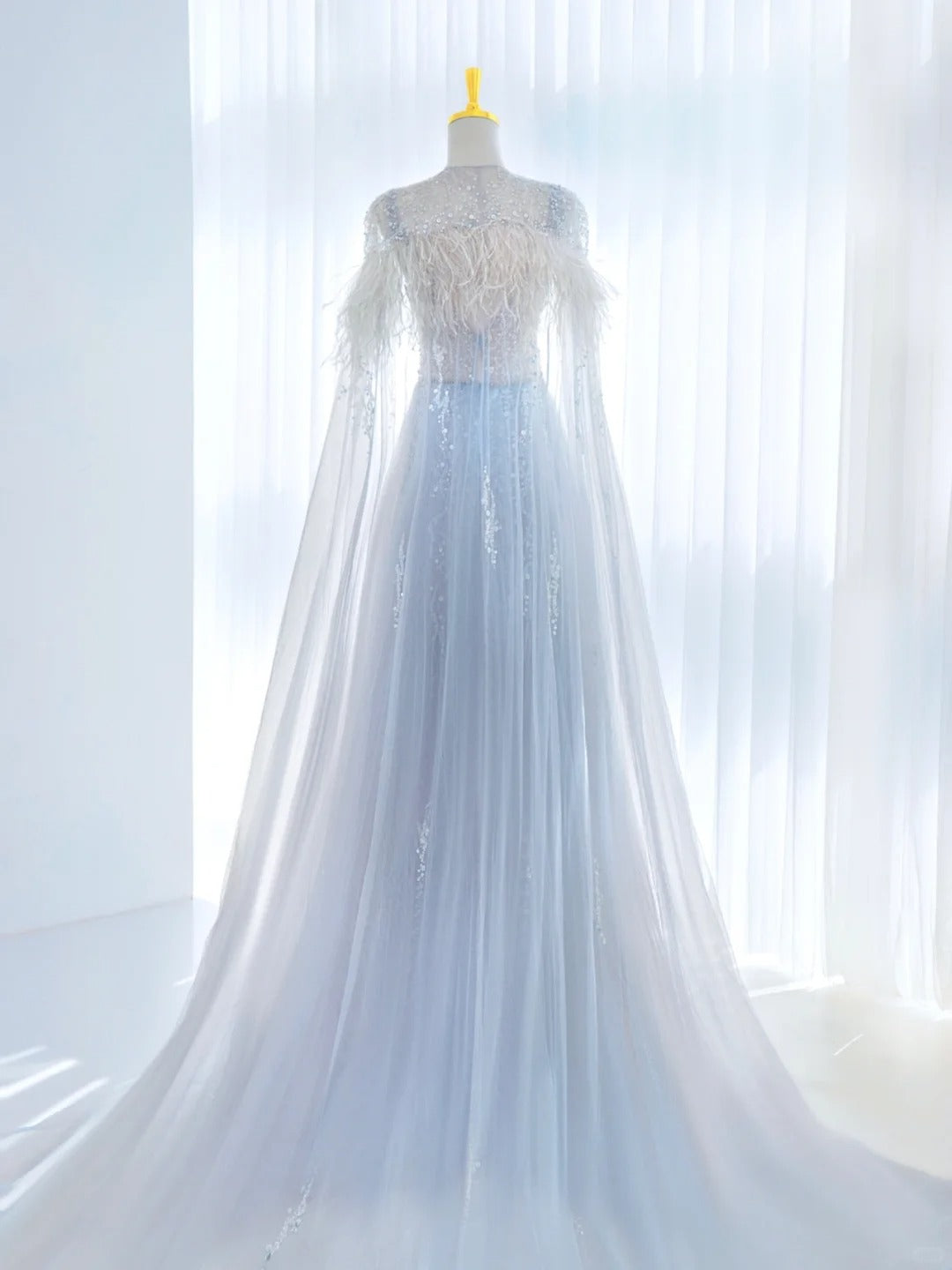 Romantic A Line V Neck Tulle Prom Dresses Long Party Dress 21st Birthday Outfit Graduation Dress AU817