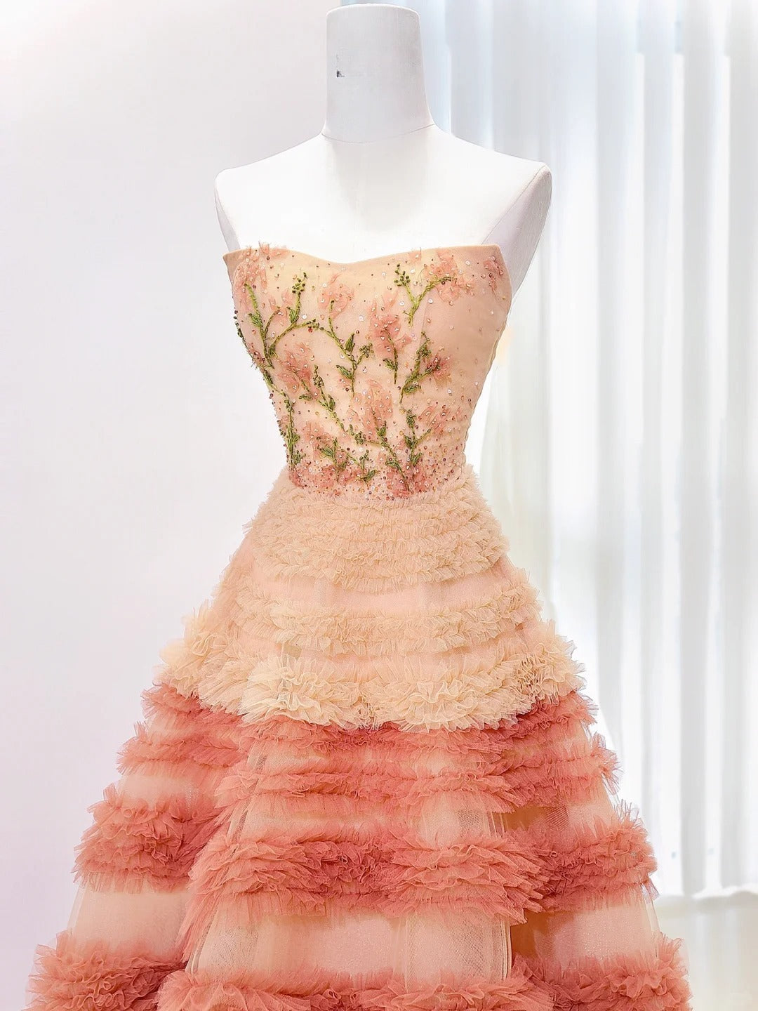 Robe de Quinceanera de luxe, robe de bal, bustier, en tulle, robe d'anniversaire, robe de soirée formelle, longue, pour 16 ans, AU846
