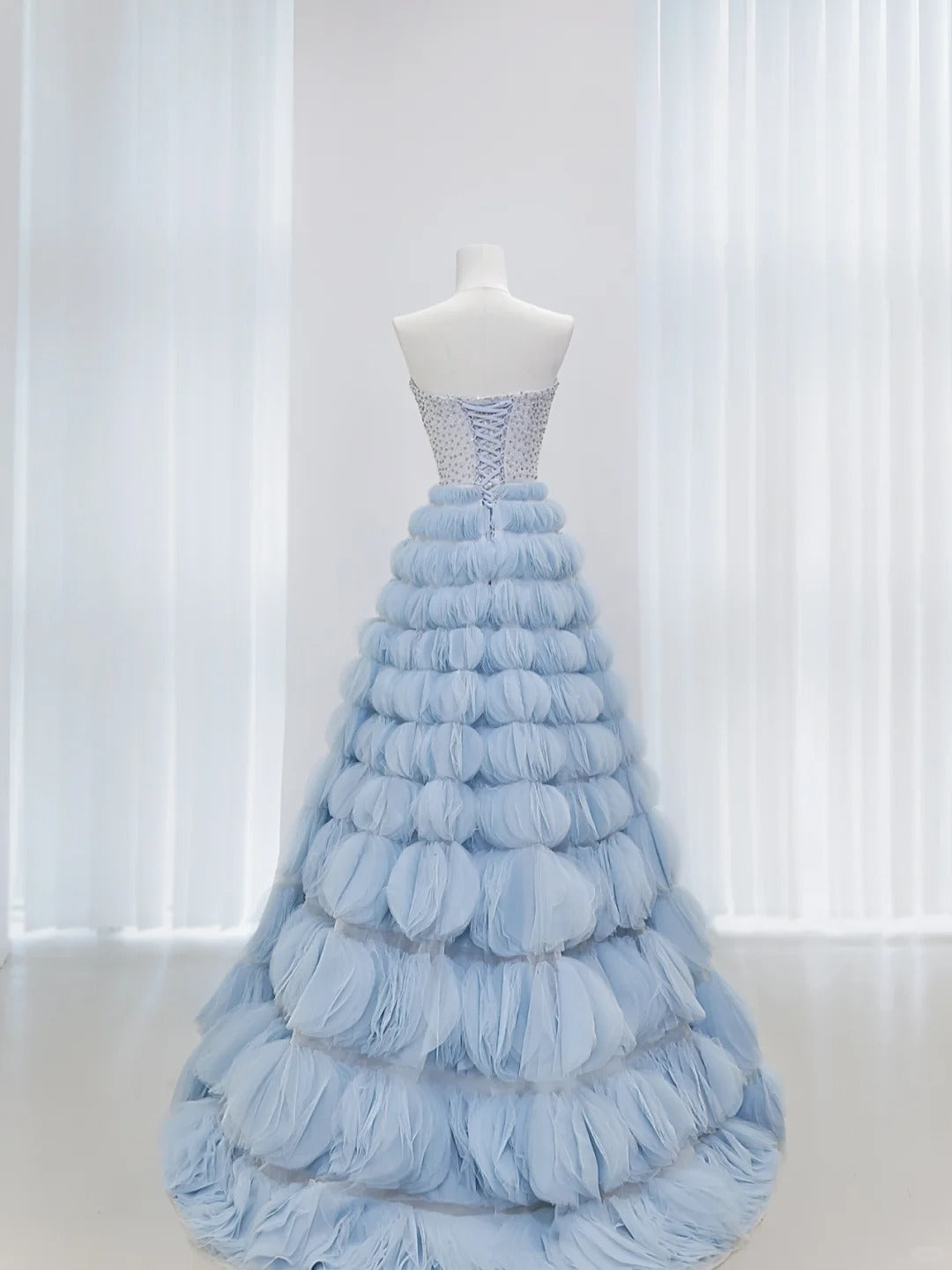 Luxury Quinceanera Dresses Ball Gown Strapless Tulle Light Sky Blue Birthday Gowns Vestidos De 15 Anos Long Sweet 16 Dress AU852