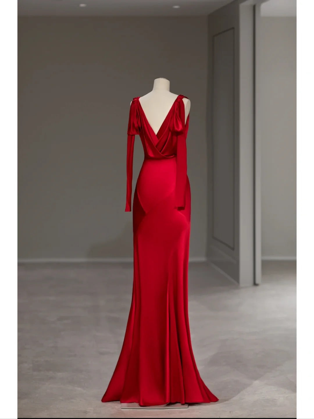 Pretty Mermaid V Neck Red Satin Spring Summer Event Outfits Wedding Guest Dresses RB4010