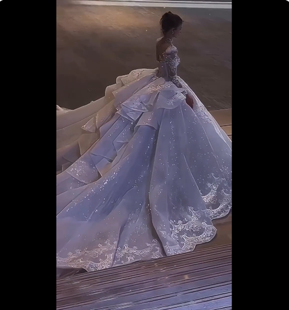 Ethereal Ball Gown Square Neck Long Sleeves Tulle White Long Wedding Dress Beautiful Formal Brides Gown Wedding Dresses B02