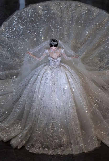 Ethereal Ball Gown Sweetheart Neck Long Sleeves Tulle White Long Wedding Dress Beautiful Formal Brides Gown Wedding Dresses B05