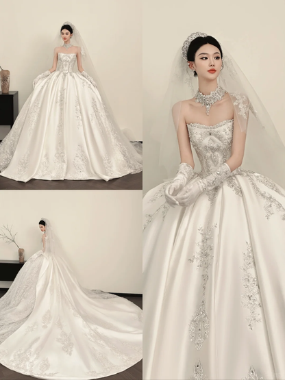 Robe de bal éthérée, sans bretelles, avec appliques argentées, longue robe de mariée, robe de mariée de style féerique, robes de mariée formelles B13