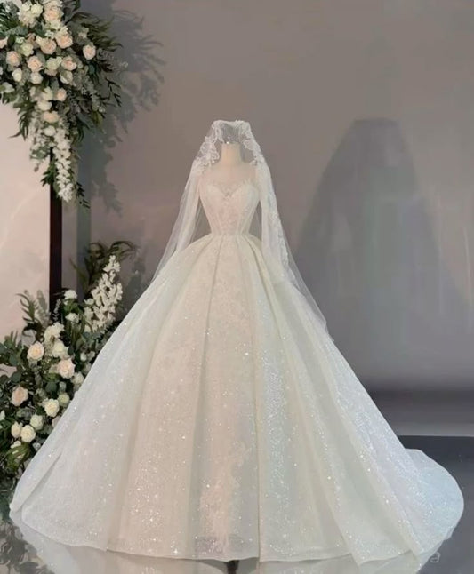 Elegant Ball Gown Sweetheart Sleeveless Long Sequin White Lace Wedding Dress Fairy Formal Wedding Dresses B135