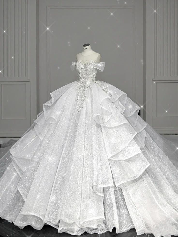 Robe de mariée blanche élégante à épaules dénudées et manches courtes, longue robe à paillettes, robe de mariée de style féerique B143