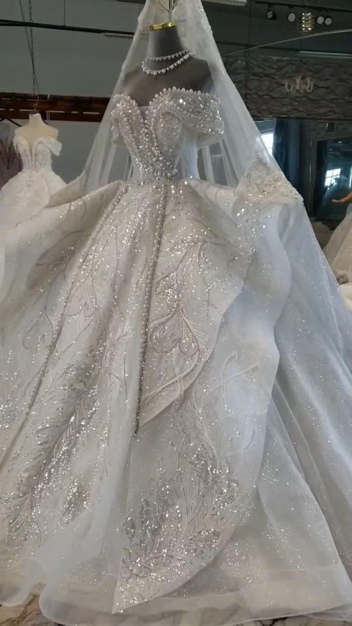 Princess Ball Gown Off The Shoulder Short Sleeves Long Pearls White Crystal Wedding Dress Dream Wedding Dresses B172