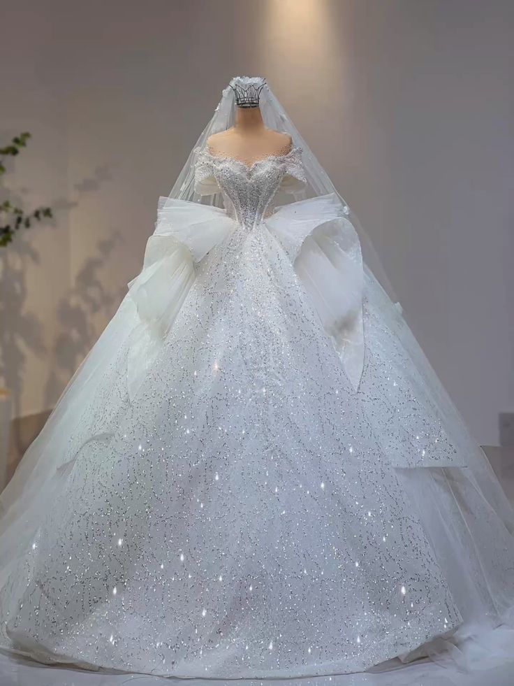 Ethereal Ball Gown Off The Shoulder Short Sleeves Long Sequins White Crystal Wedding Dress Dream Wedding Dresses B173