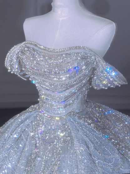 Robe de bal éthérée, épaules dénudées, manches courtes, paillettes longues, cristal blanc scintillant, robe de mariée de rêve B175