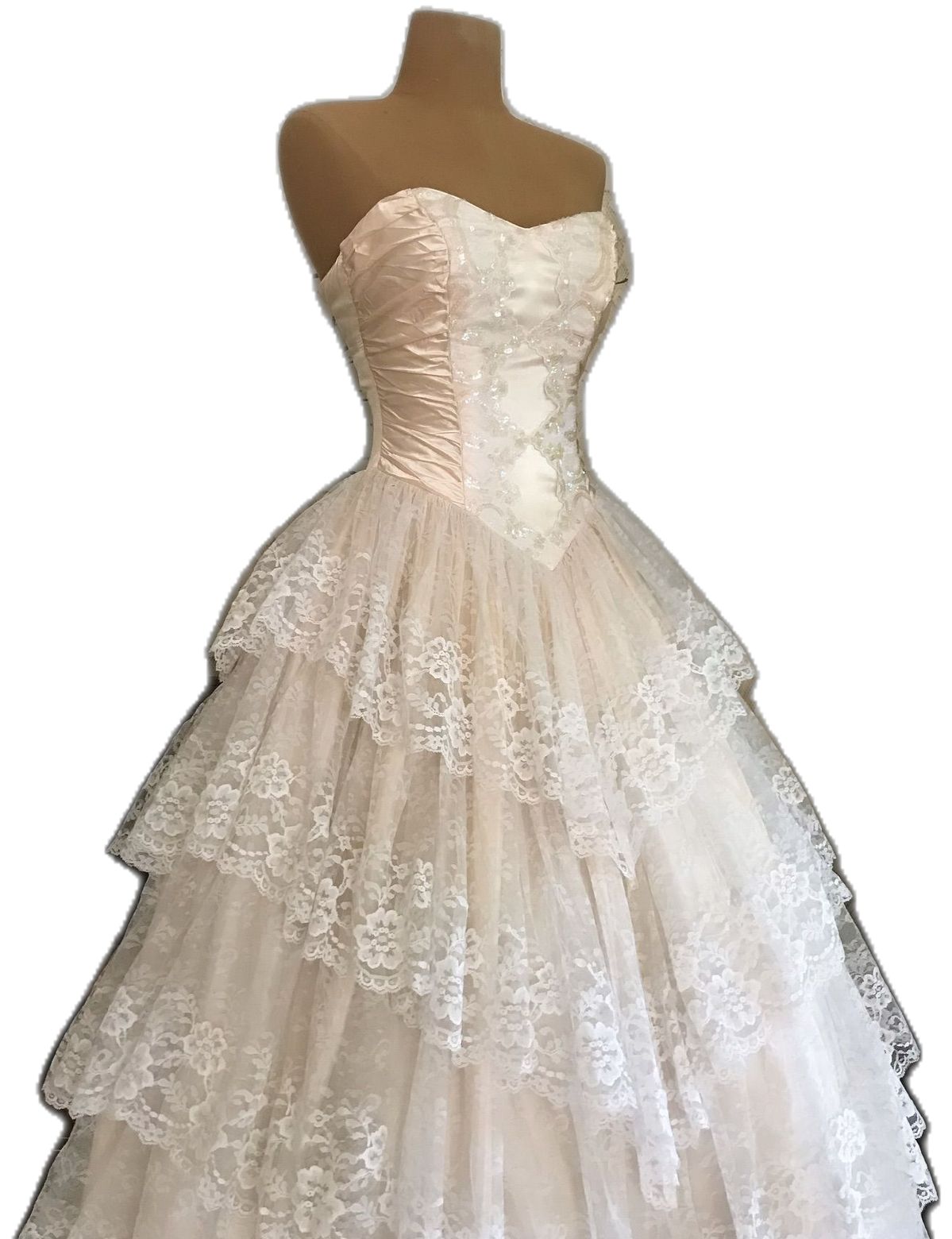 Robe de mariée élégante en dentelle, décolleté en cœur, longue, volants, style conte de fées, B182